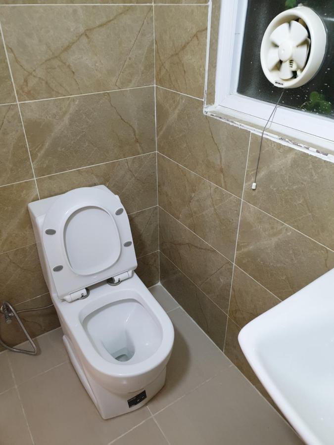 Atoom Studio Dzseras Kültér fotó